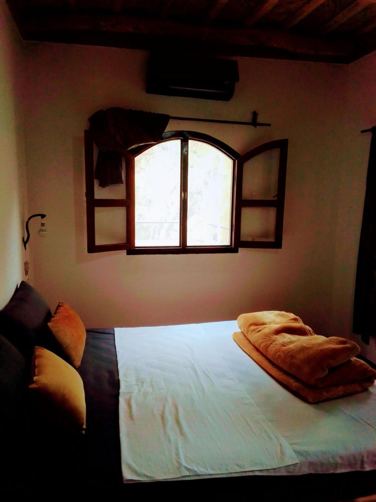 Riad Pizzeria Marhaba Akhendachou n'Ait Ouffi Exterior foto